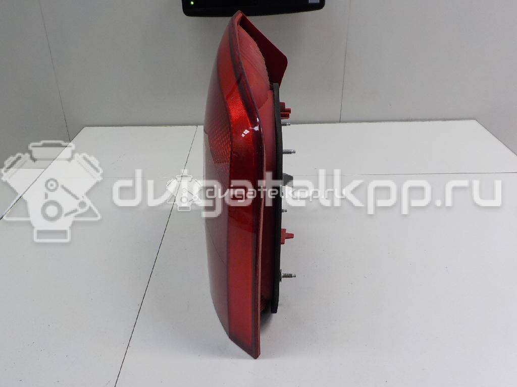 Фото Фонарь задний правый  1Z9945112B для Skoda Octavia / Octaviaii 1Z3 {forloop.counter}}