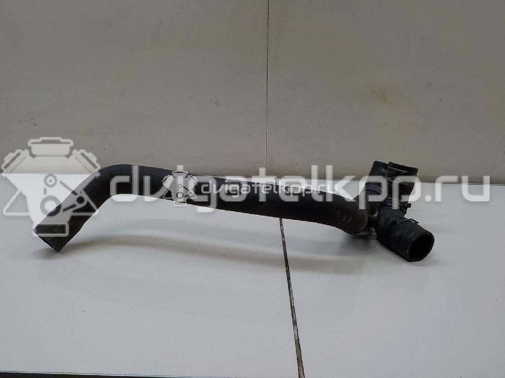 Фото Патрубок радиатора  1J0121049E для Skoda Octavia {forloop.counter}}