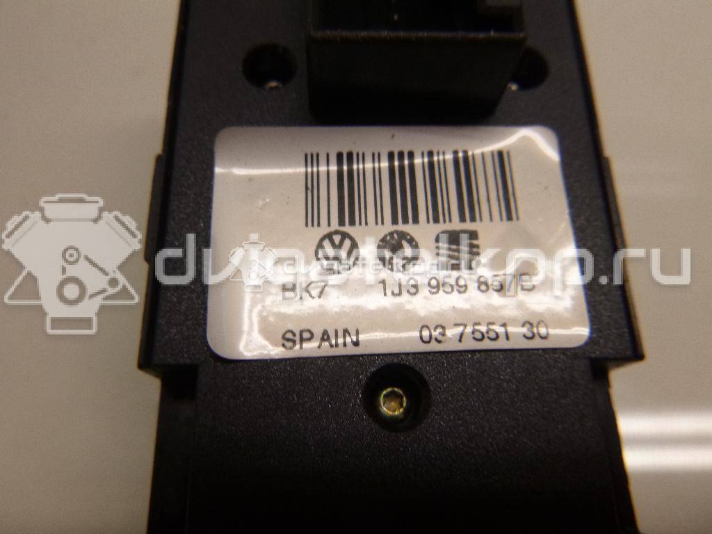 Фото Блок управления стеклоподъемниками  1J3959857B для skoda Octavia (A4 1U-) {forloop.counter}}