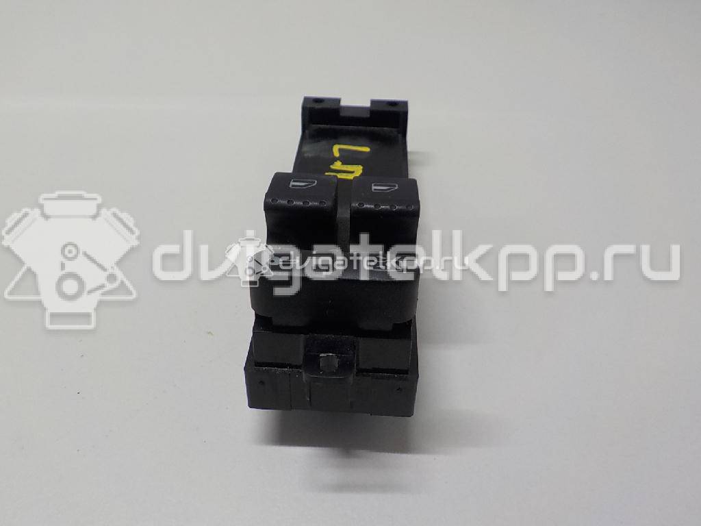 Фото Блок управления стеклоподъемниками  1J3959857B для skoda Octavia (A4 1U-) {forloop.counter}}