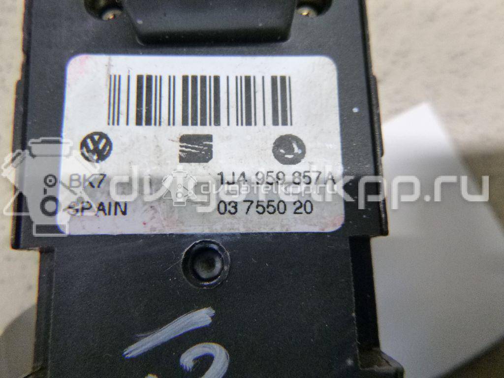 Фото Блок управления стеклоподъемниками  1J4959857A для Skoda Fabia / Octavia / Superb {forloop.counter}}