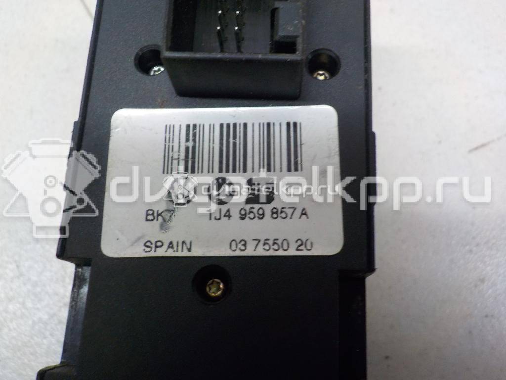 Фото Блок управления стеклоподъемниками  1J4959857A для Skoda Fabia / Octavia / Superb {forloop.counter}}