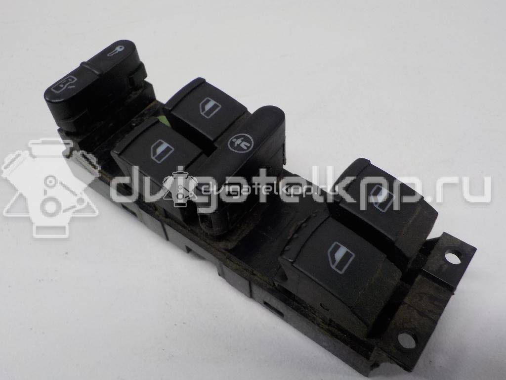 Фото Блок управления стеклоподъемниками  1J4959857A для Skoda Fabia / Octavia / Superb {forloop.counter}}