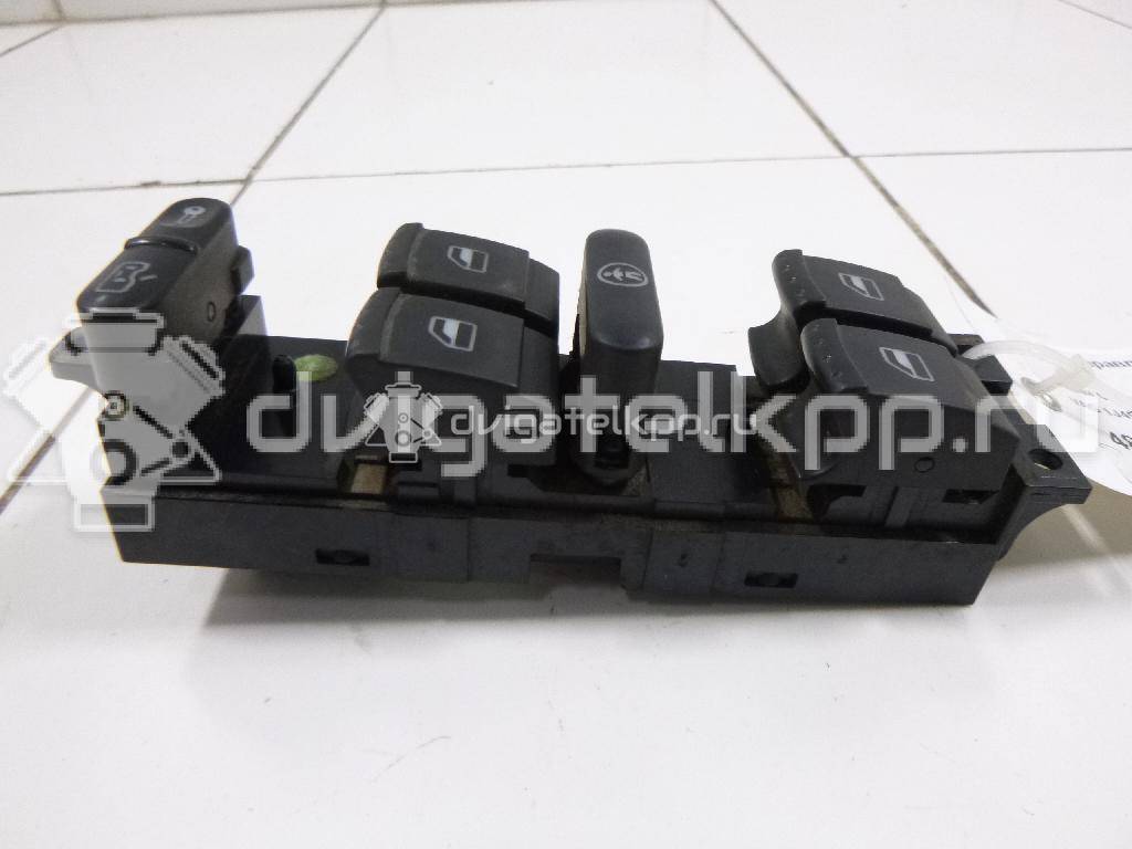 Фото Блок управления стеклоподъемниками  1J4959857C для Skoda Fabia / Octavia / Superb {forloop.counter}}