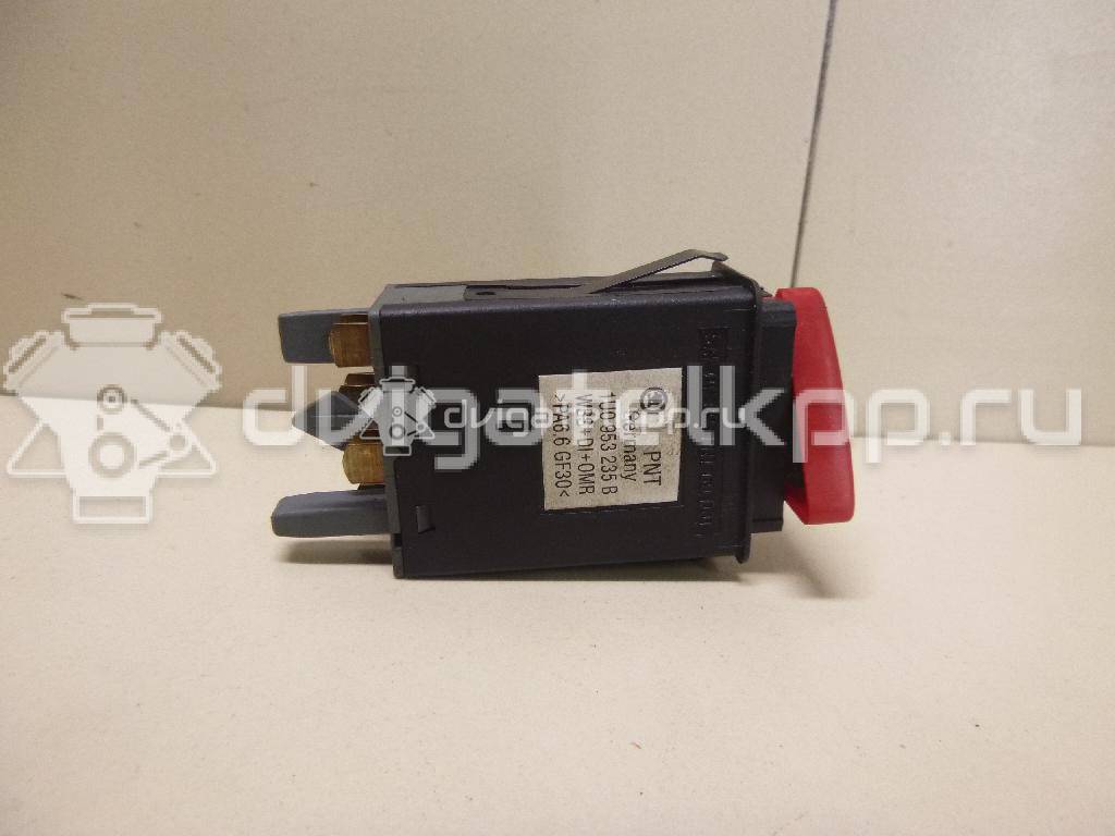 Фото Кнопка аварийной сигнализации  1U0953235B для Skoda Octavia {forloop.counter}}