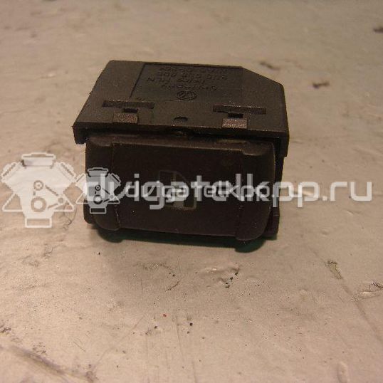 Фото Кнопка стеклоподъемника  3B0959855 для Skoda Octavia