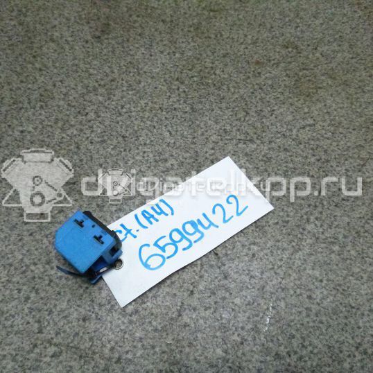 Фото Кнопка стеклоподъемника  3B0959855 для Skoda Octavia