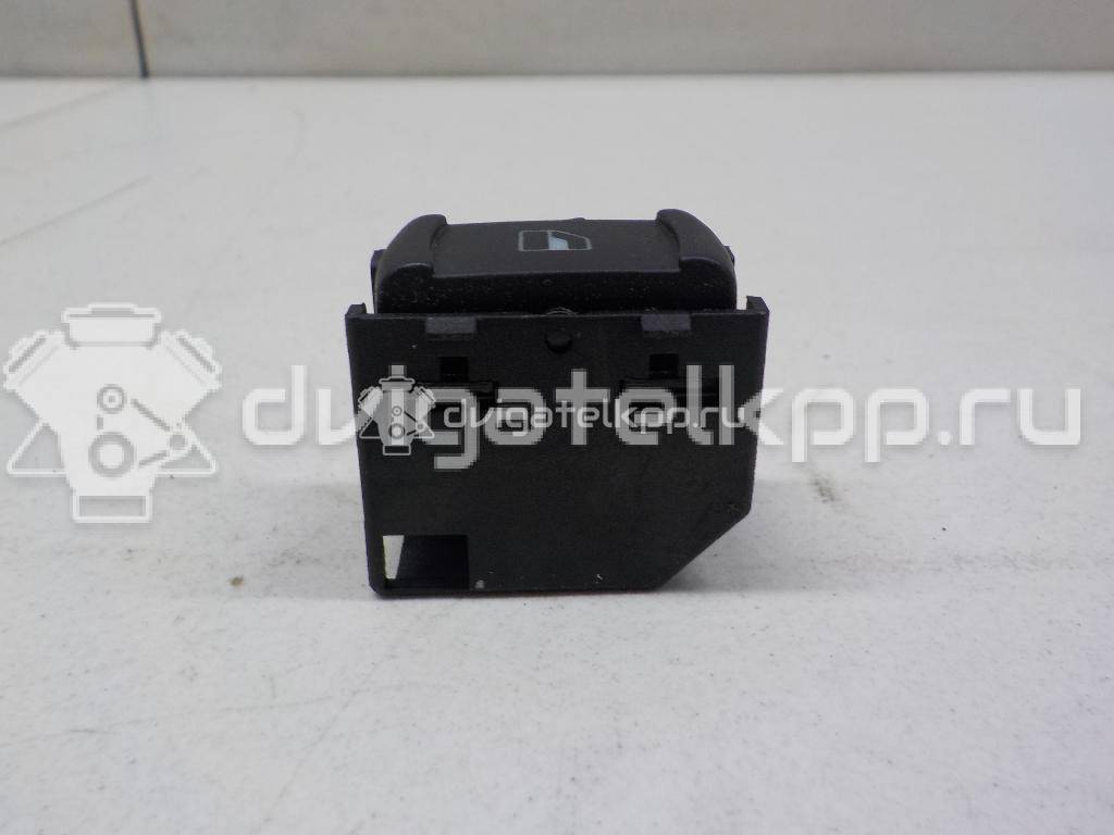 Фото Кнопка стеклоподъемника  3B0959855 для Skoda Octavia {forloop.counter}}