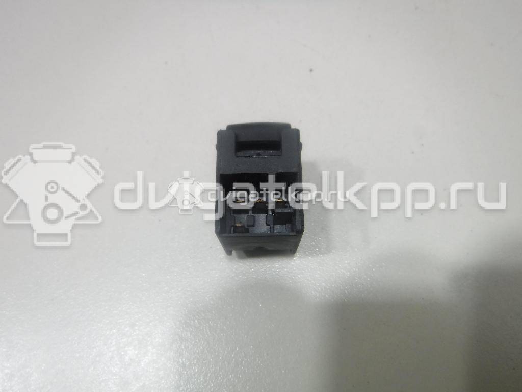 Фото Кнопка стеклоподъемника  3B0959855 для Skoda Octavia {forloop.counter}}