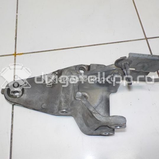 Фото Кронштейн генератора для двигателя VK56VD для Nissan Patrol 396-405 л.с 32V 5.6 л бензин 117101LA0A