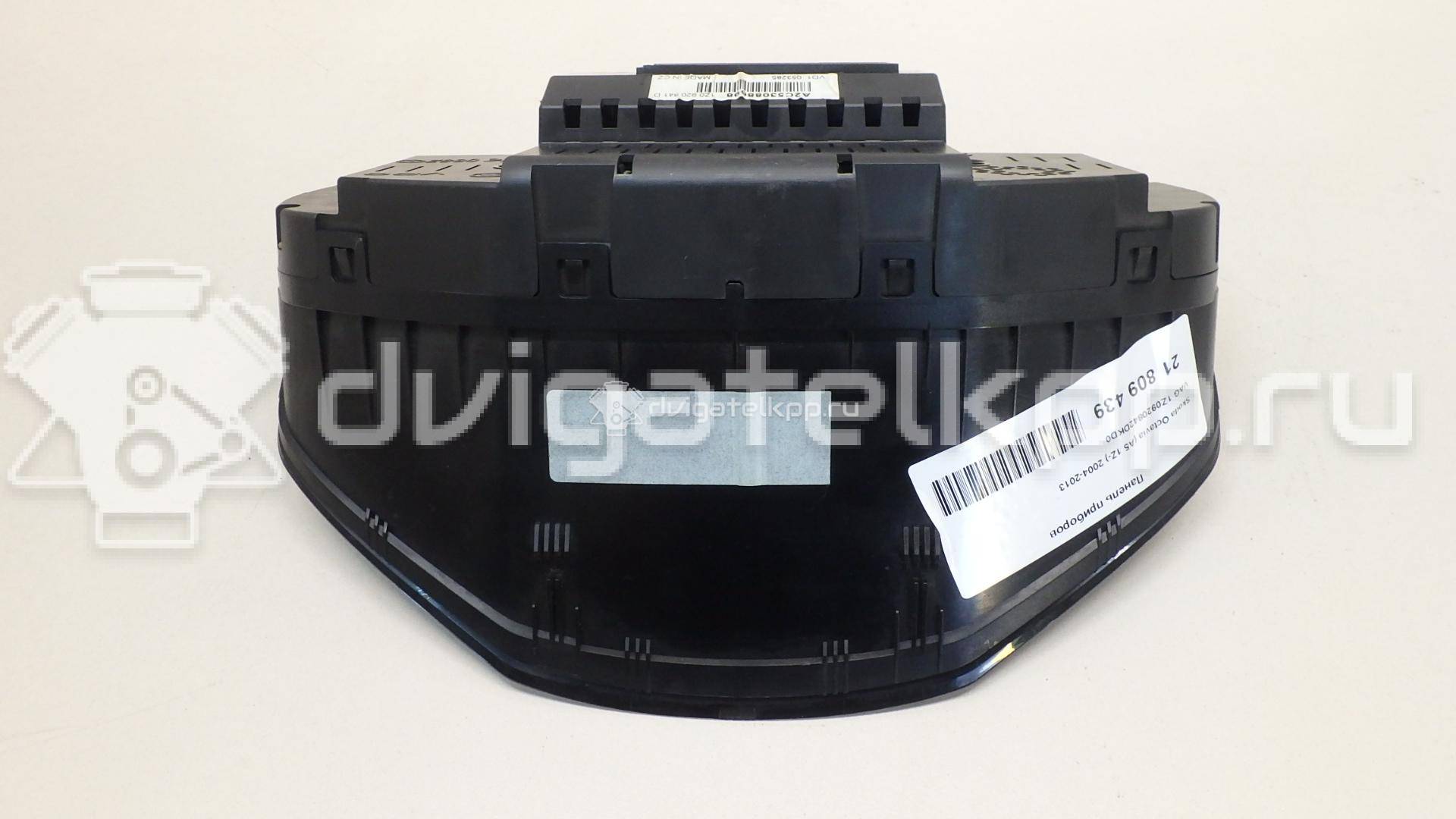 Фото Панель приборов  1Z0920842DKD0 для skoda Octavia (A5 1Z-) {forloop.counter}}