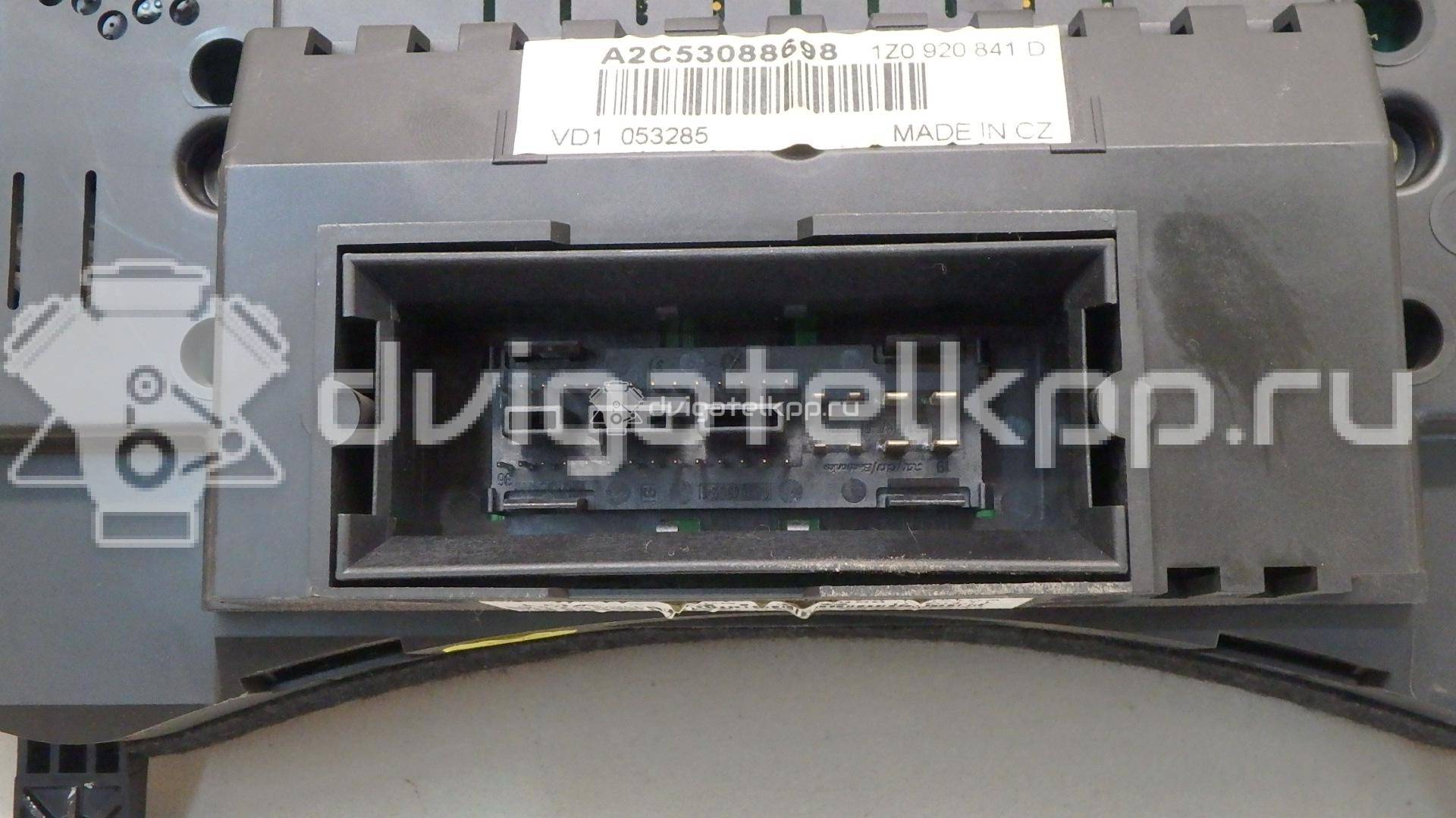 Фото Панель приборов  1Z0920842DKD0 для skoda Octavia (A5 1Z-) {forloop.counter}}