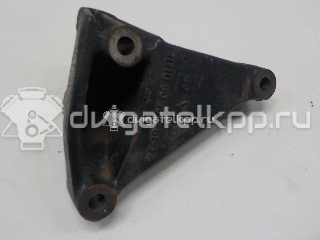 Фото Кронштейн генератора для двигателя GA16DS для Nissan Sunny / 100 / Primera 87-107 л.с 16V 1.6 л бензин 1171090J00 {forloop.counter}}