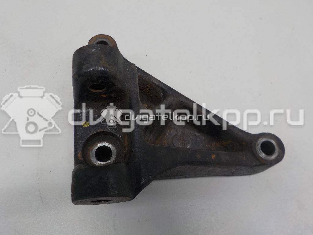 Фото Кронштейн генератора для двигателя GA16DS для Nissan Sunny / 100 / Primera 87-107 л.с 16V 1.6 л бензин 1171090J00 {forloop.counter}}