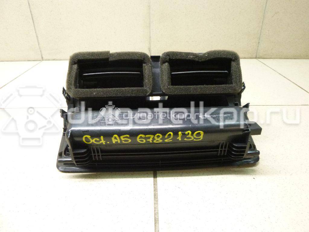 Фото Дефлектор воздушный  1Z0820951 для skoda Octavia (A5 1Z-) {forloop.counter}}