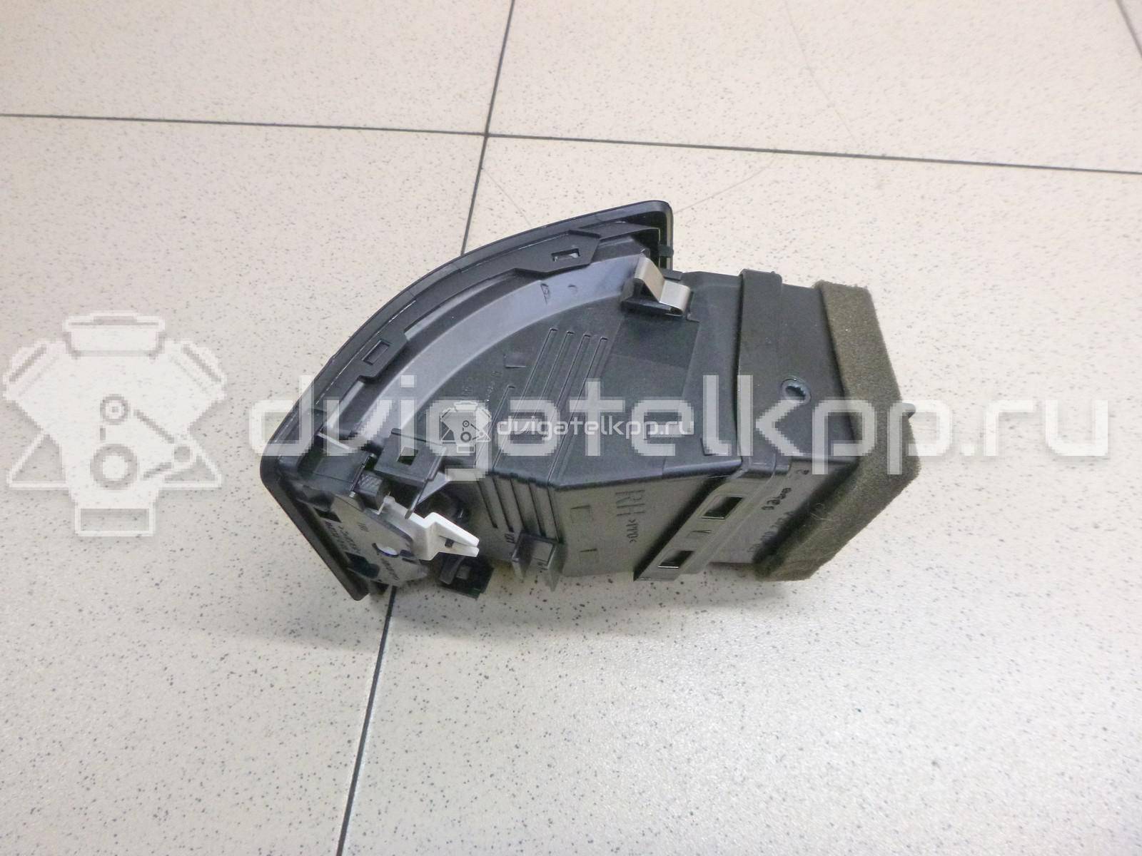 Фото Дефлектор воздушный  1Z0819702A9B9 для skoda Octavia (A5 1Z-) {forloop.counter}}